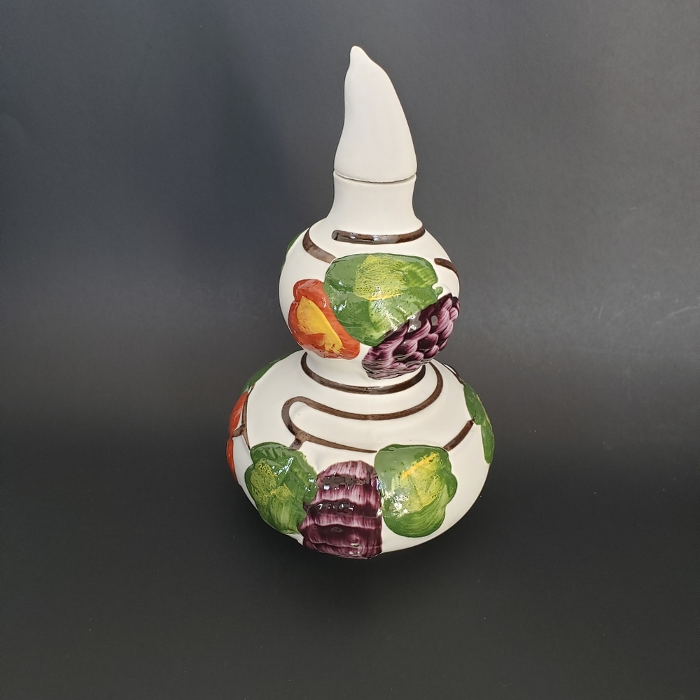 V. S. O. P. ceramic grapes bunch wine bottle
